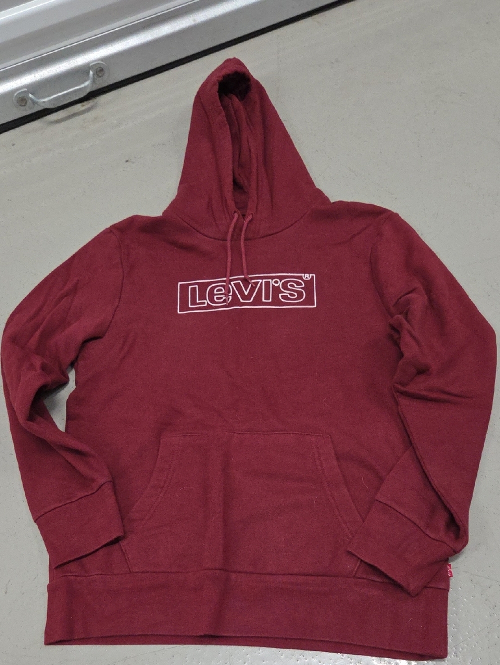 Levi's Men's Maroon Pullover Hoodie with White Logo